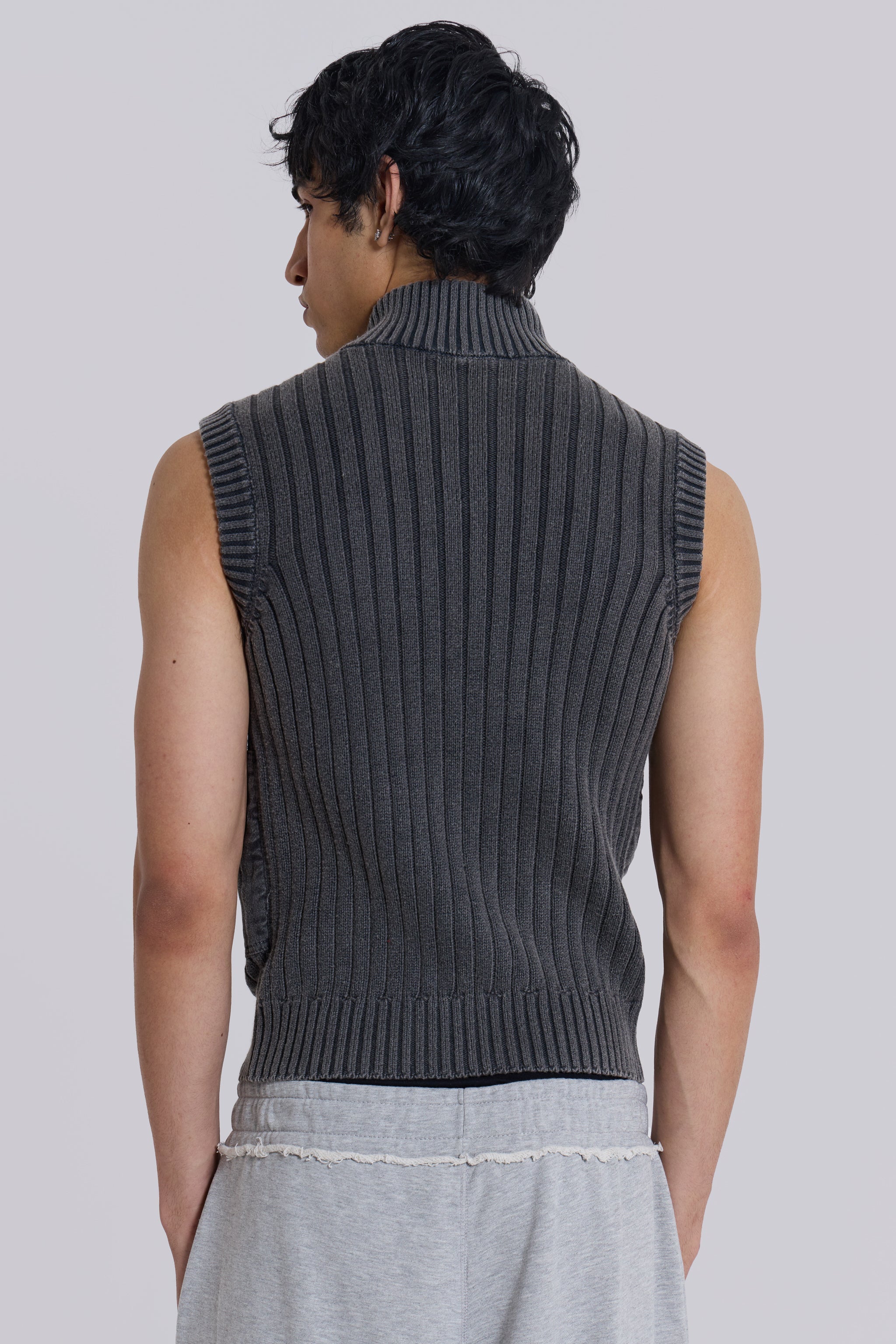 Machina Knit Vest