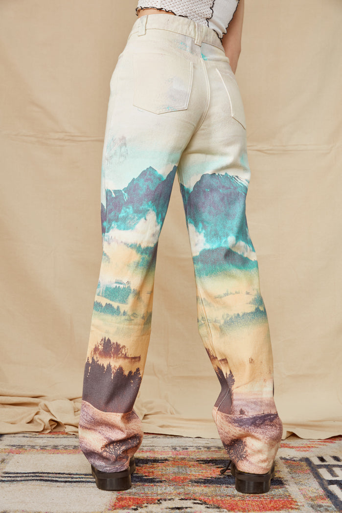 Landscape Print Boyfriend Fit Jeans