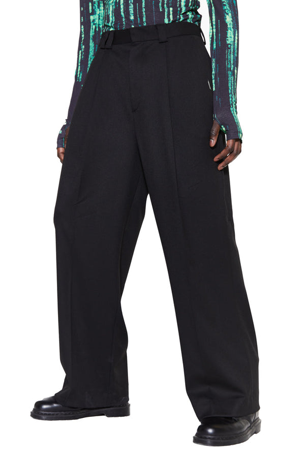 Loose fit black trousers