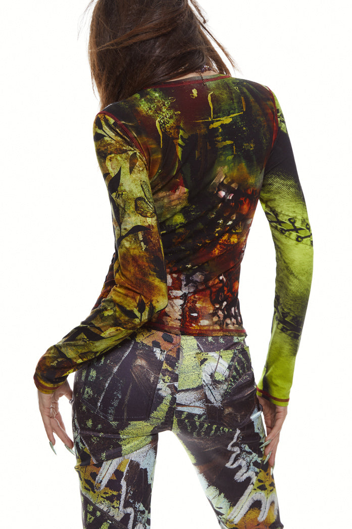 Mixed butterfly print long sleeve t-shirt in jersey fabric.